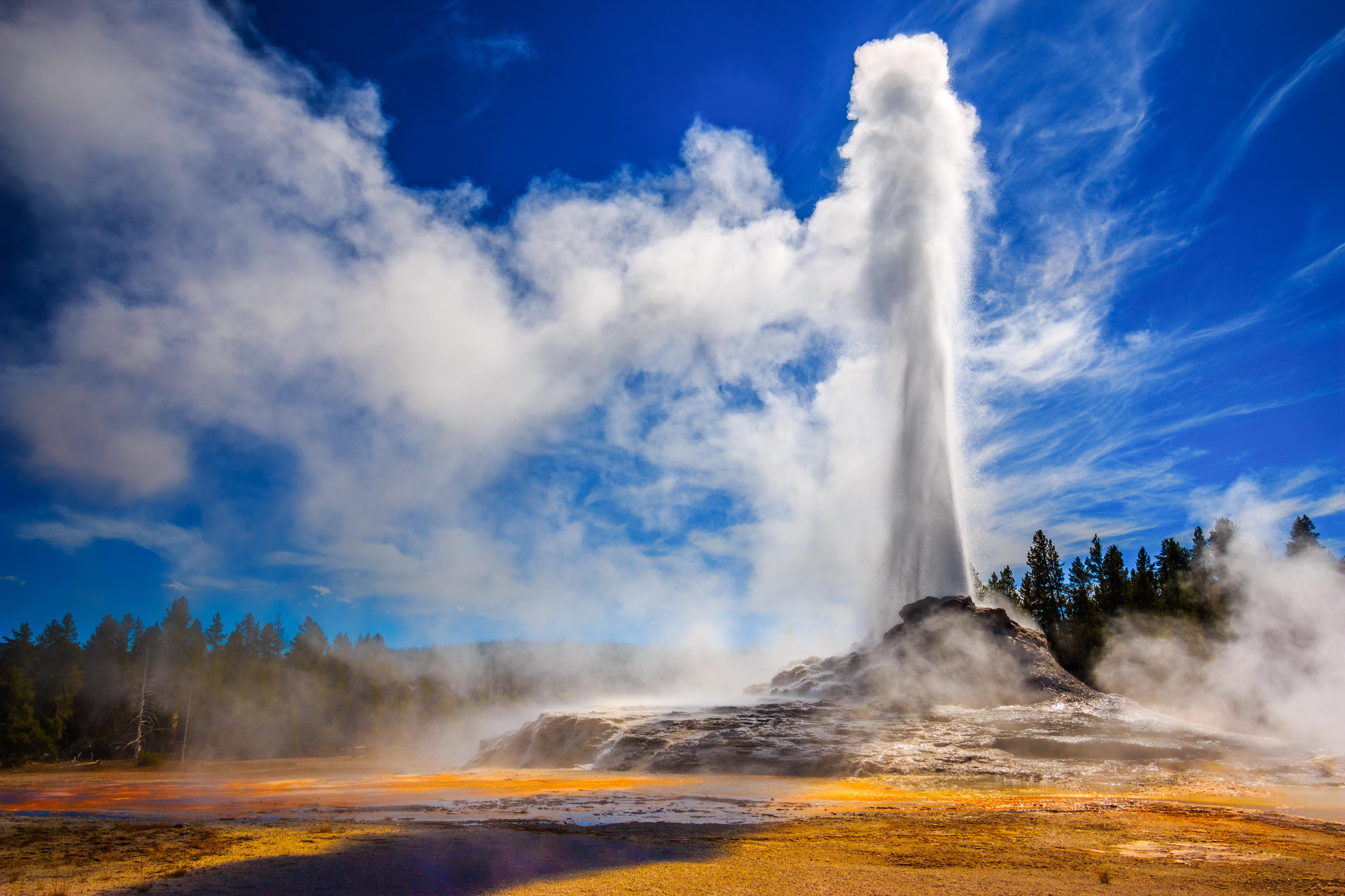 Cheap Flights to Yellowstone National Park KAYAK