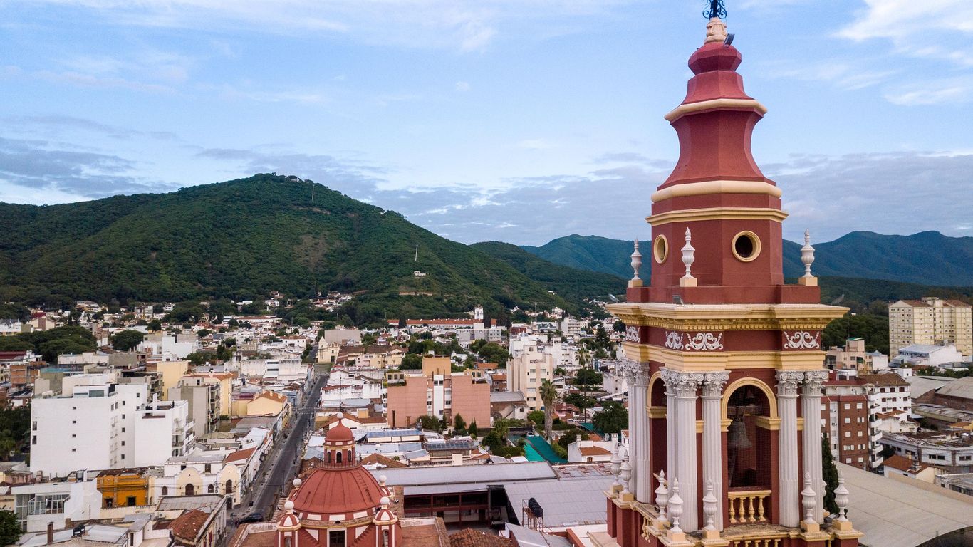 Flights to Salta Martin Miguel de Guemes Intl