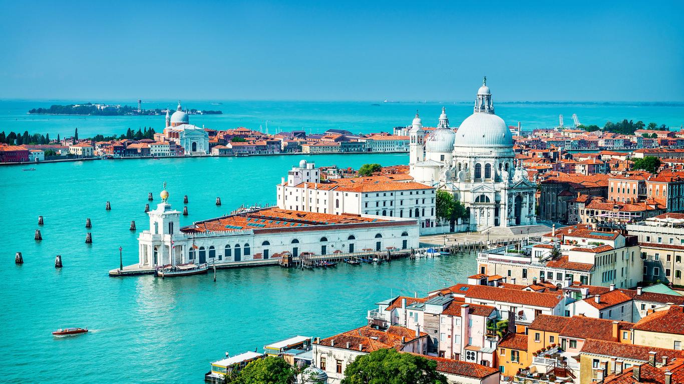Grand Canal Venice: An Expert Guide With Photos