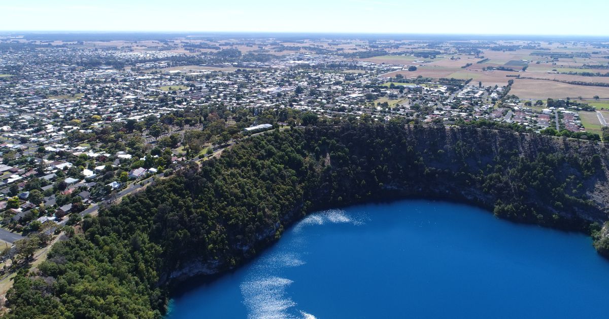 Cheap Flights from Adelaide to Mount Gambier (ADL MGB) KAYAK