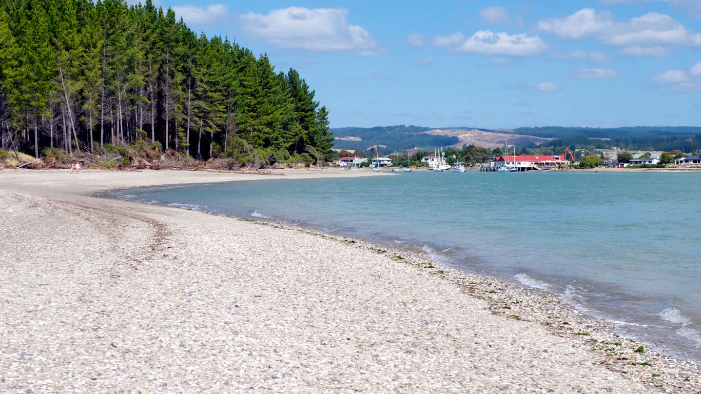 Hotels in Tasman