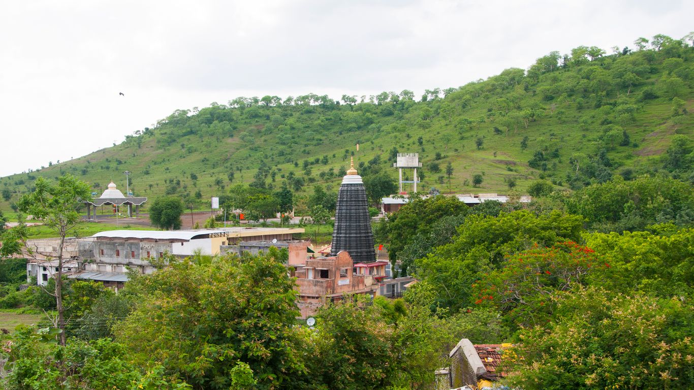 Hotels in Amrāvati