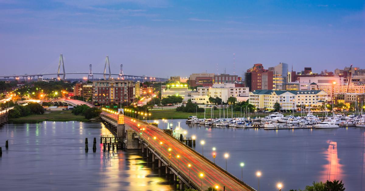 Charleston Travel Guide Charleston Tourism Kayak