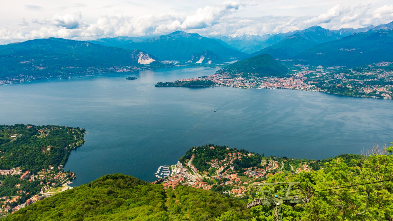 Hoteluri în Lacul Maggiore
