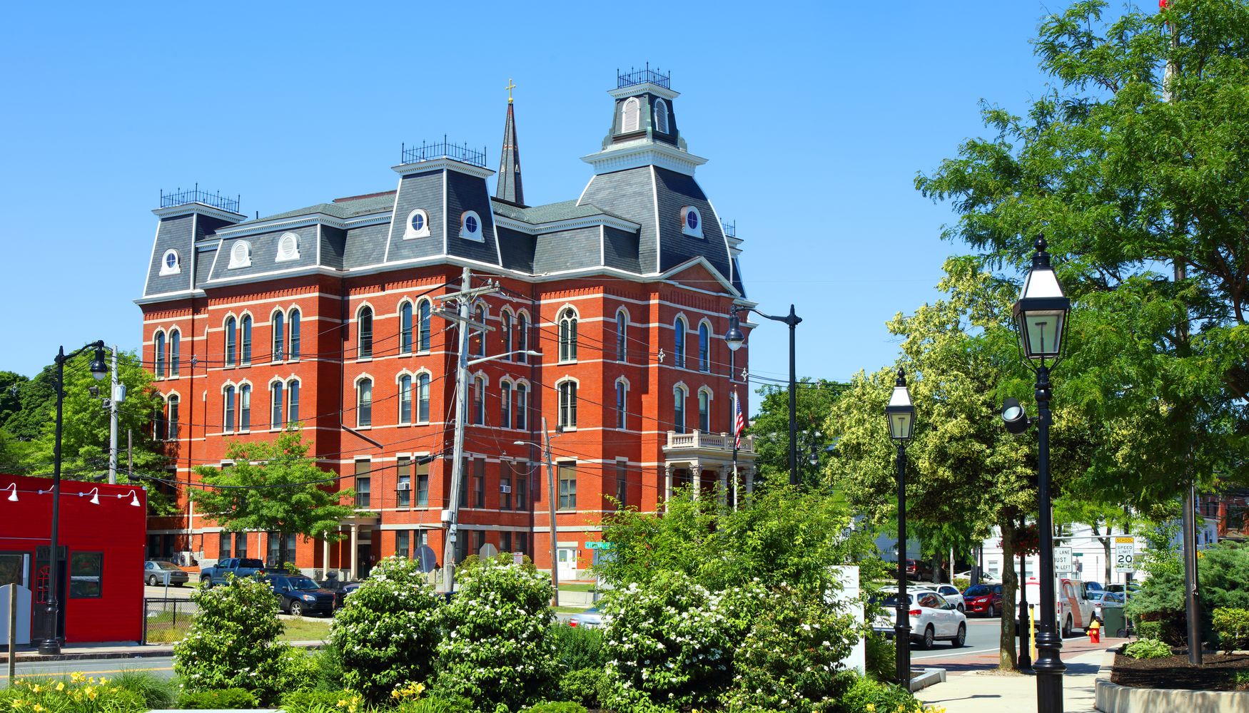 Peabody Pauschalreisen ab 876 € Finde Flug und Hotel auf KAYAK