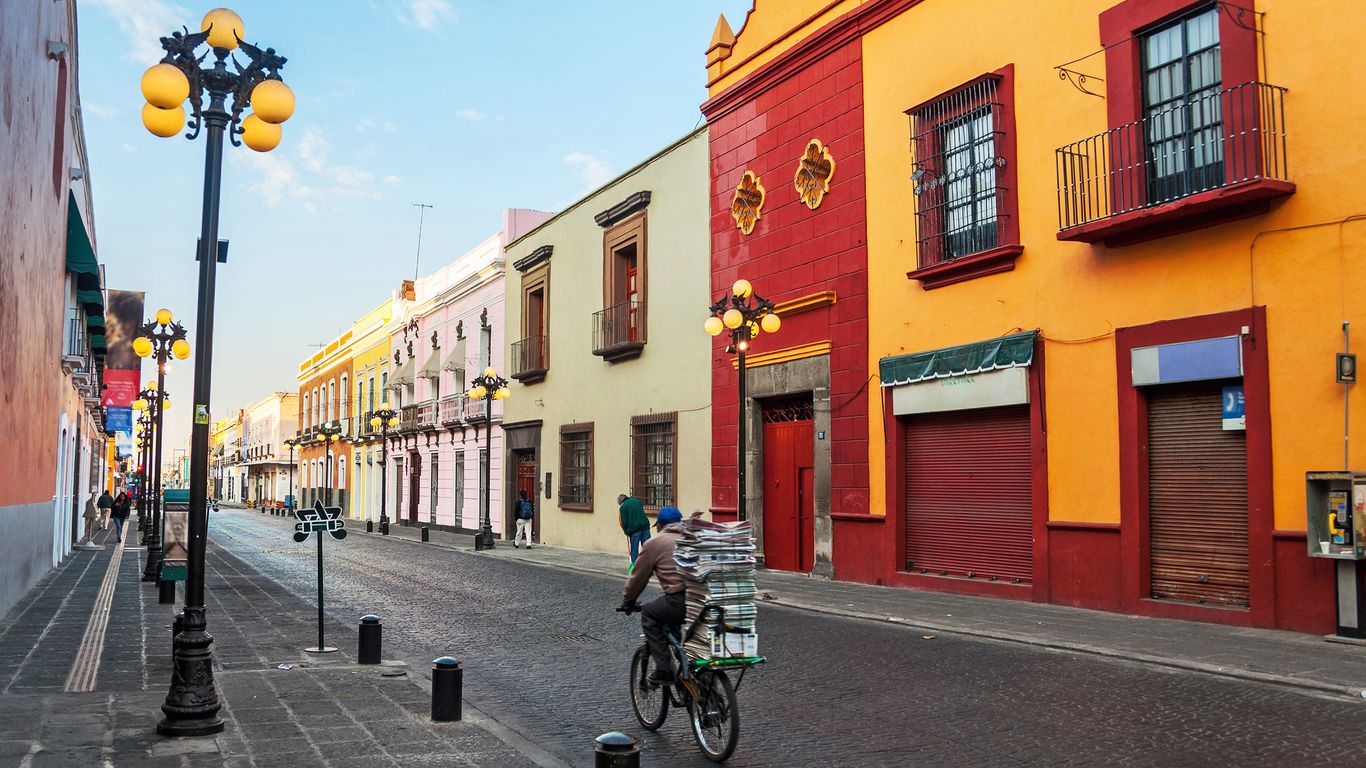 Flights to Puebla de Zaragoza Huejotzingo