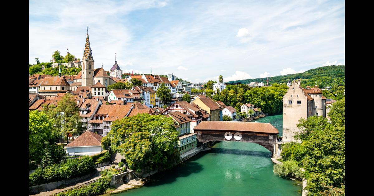 First Class Flights to Switzerland from $7,392 - KAYAK