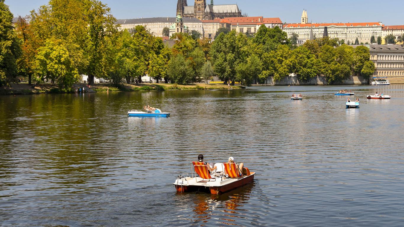 Flights to Prague Region