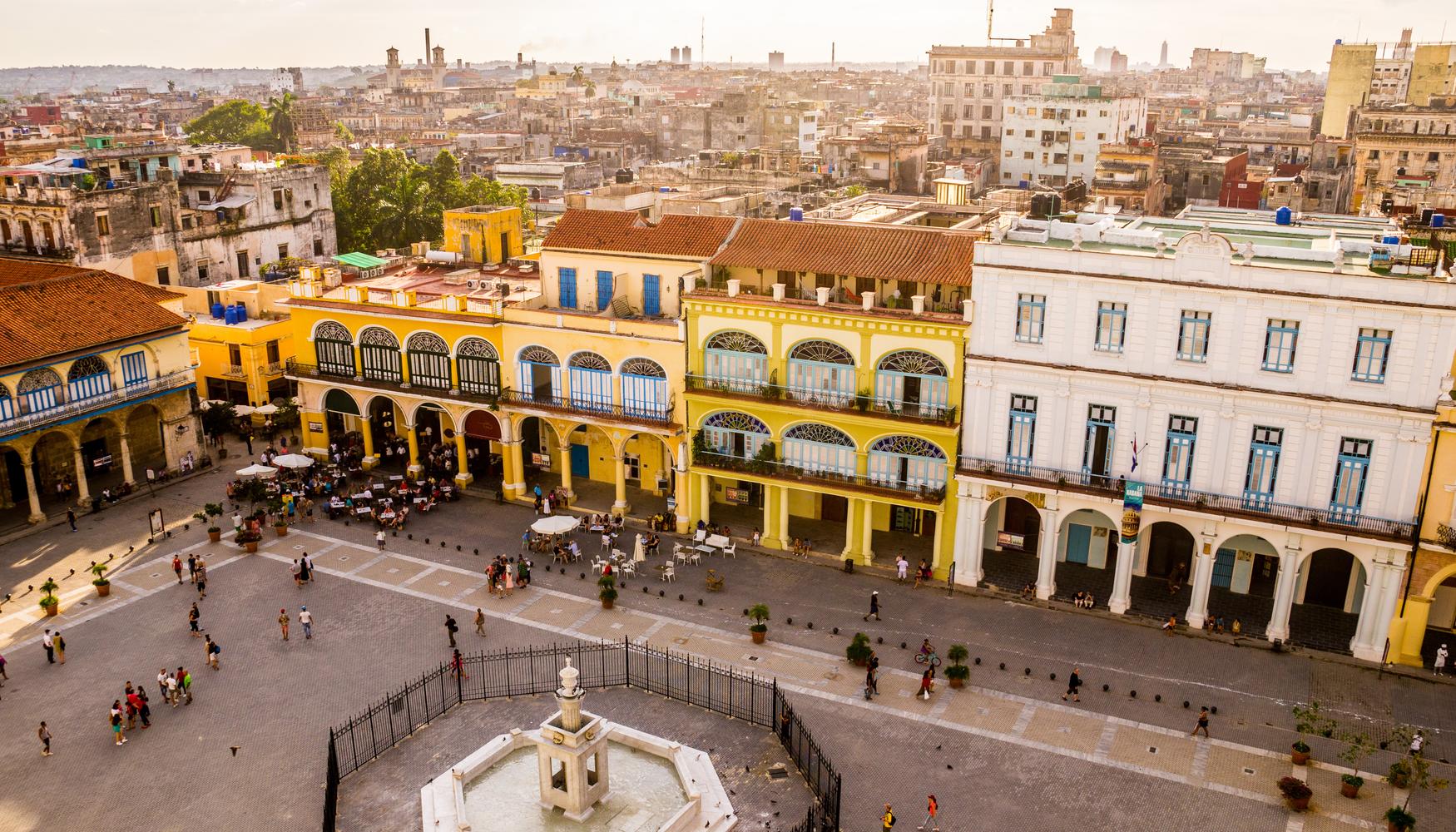 tour guide havana