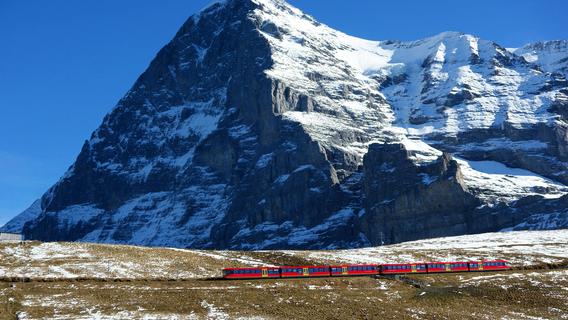 Krankenschwester Jungfrau Sexspielzeuge Kuessen