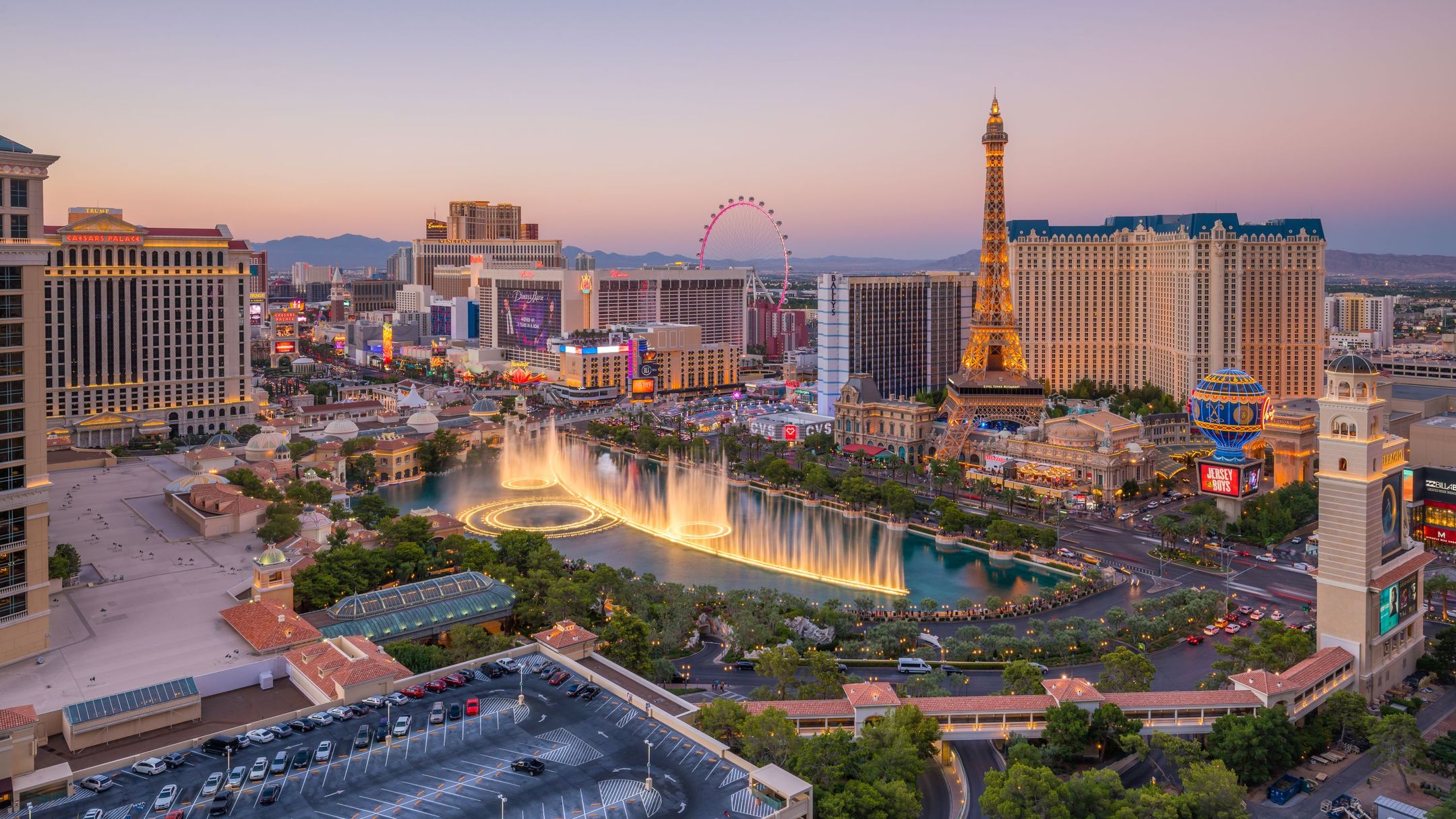 Car hire at Las Vegas McCarran Airport from £21/day - KAYAK
