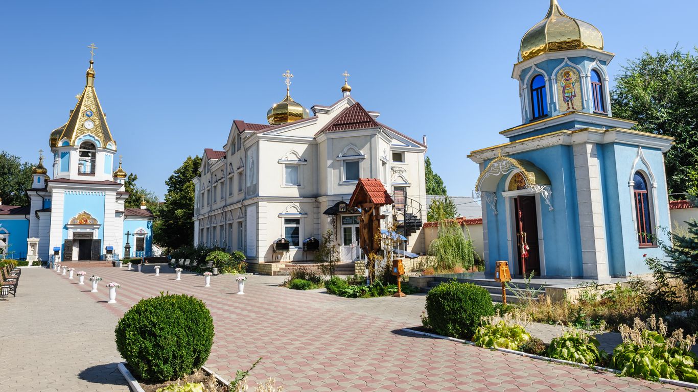 Flights to Moldavië