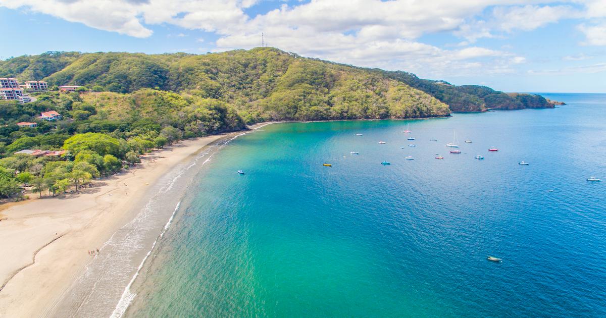 Sea of Wonders: The 14 Best Beaches in Costa Rica for the Luxury‑Minded Traveler 6 Hotel a Playa Hermosa 337 Offerte economiche sugli hotel a Playa Hermosa