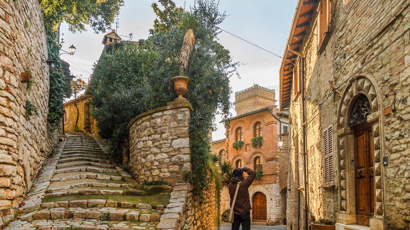 Look for other cheap flights to Umbria