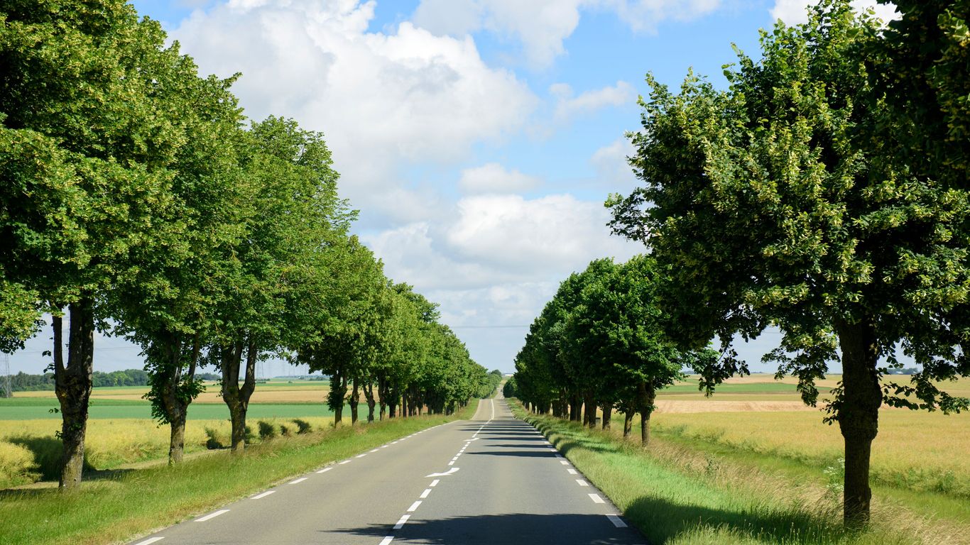 Flights to Centre-Val de Loire