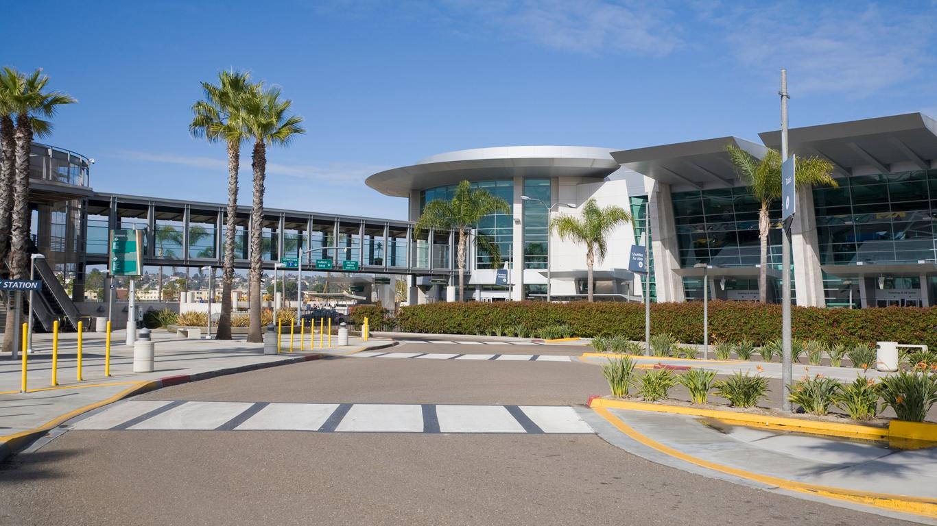 Car rental at San Diego Airport