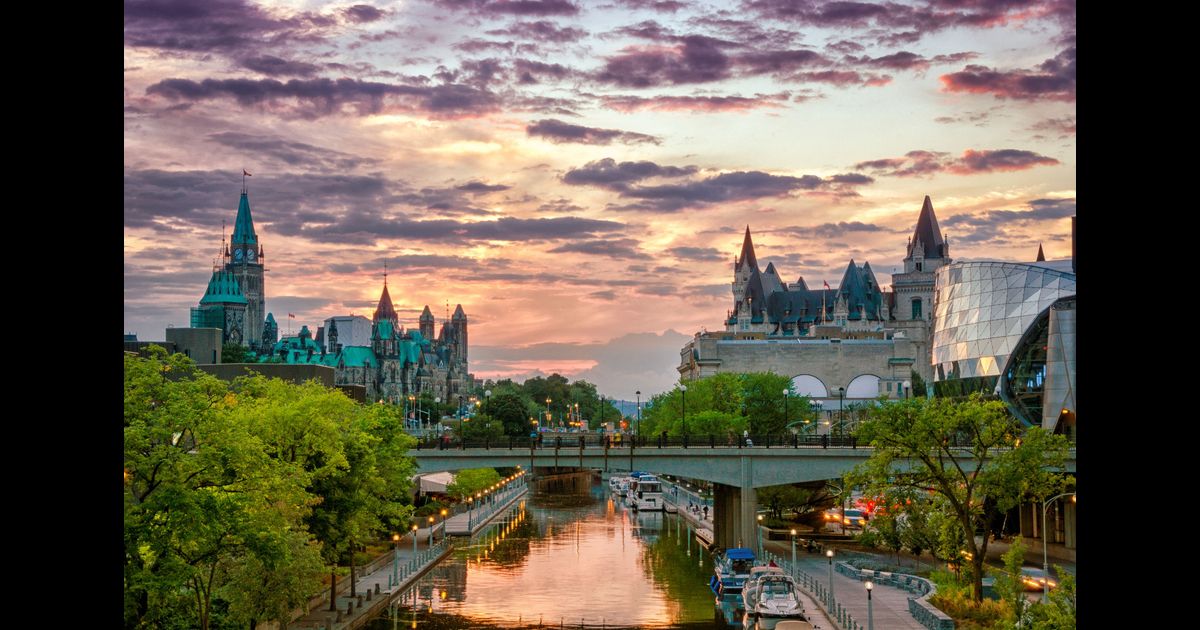 Ottawa Vacation Packages from C 229 Search Flight+Hotel on KAYAK