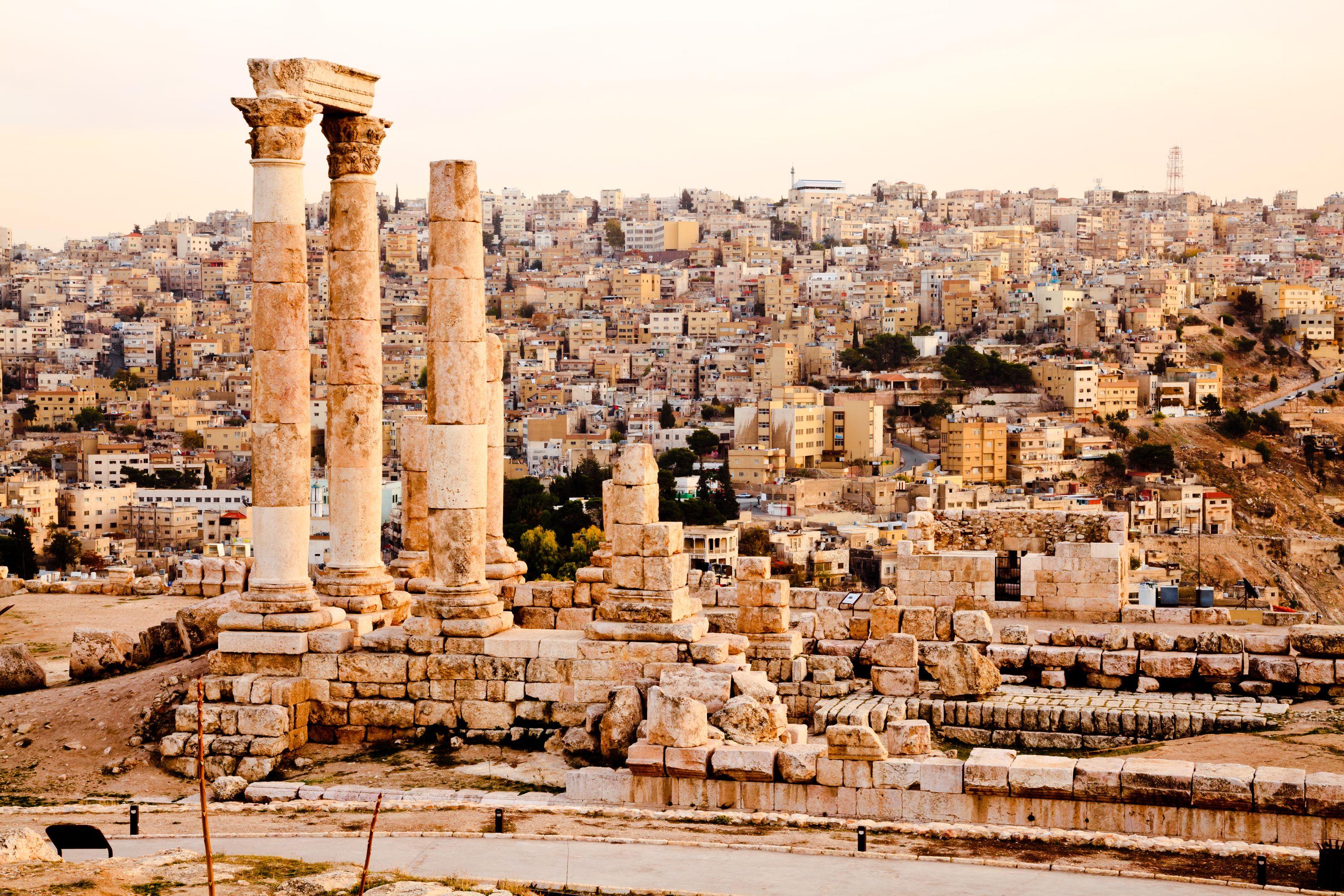 Cheap Flights from Cairo to Amman from 