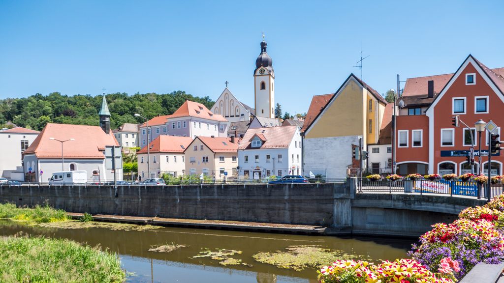 ReiseGuide für Schwandorf Tourismus in Schwandorf KAYAK