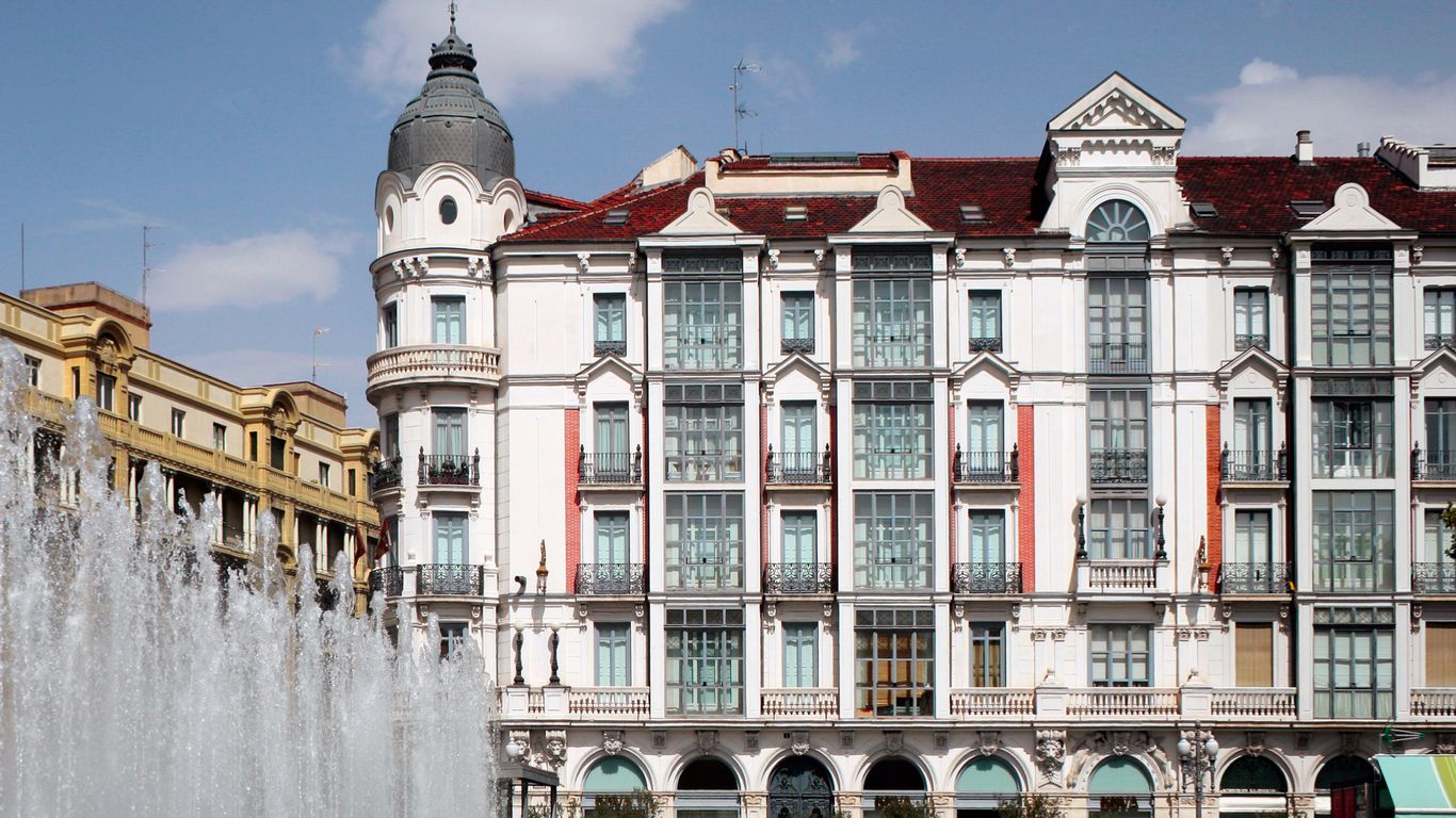 Flights to Valladolid