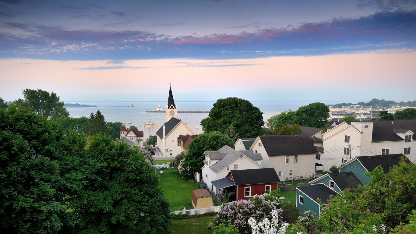Holidays in Mackinac Island
