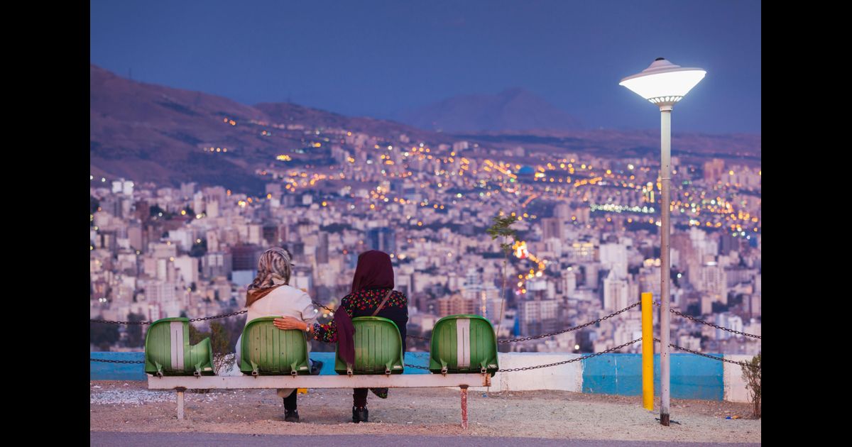 Busca autos de renta de Europcar en Teherán momondo