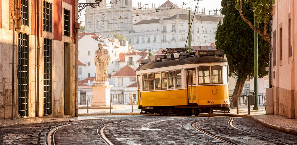 Lisbon Travel Guide  Lisbon Tourism - KAYAK