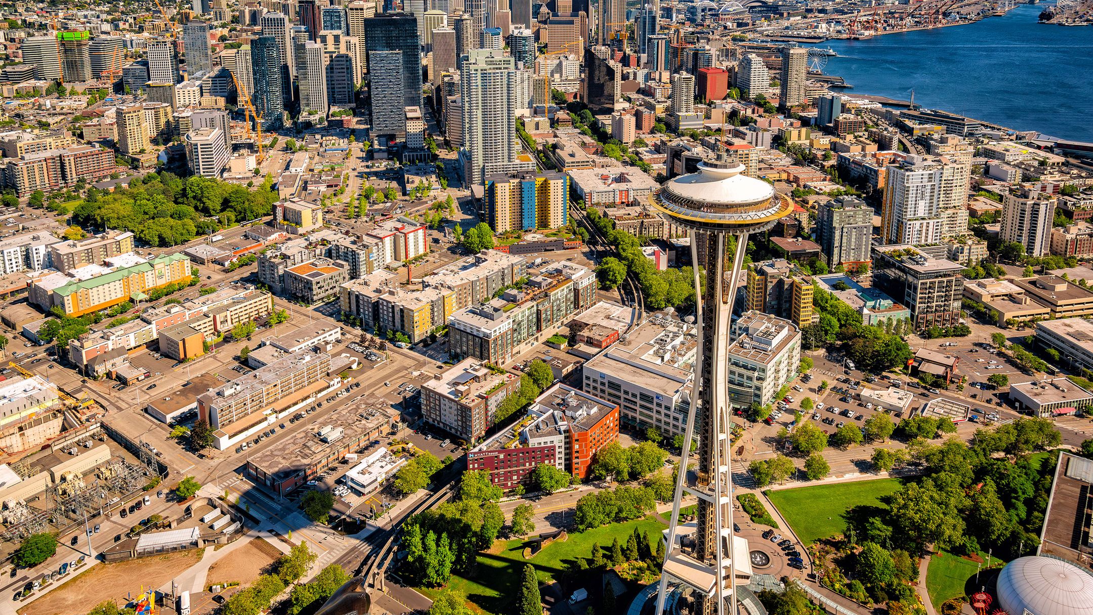First Class Flights from Orlando Airport (MCO) to Seattle (SEA) from ...