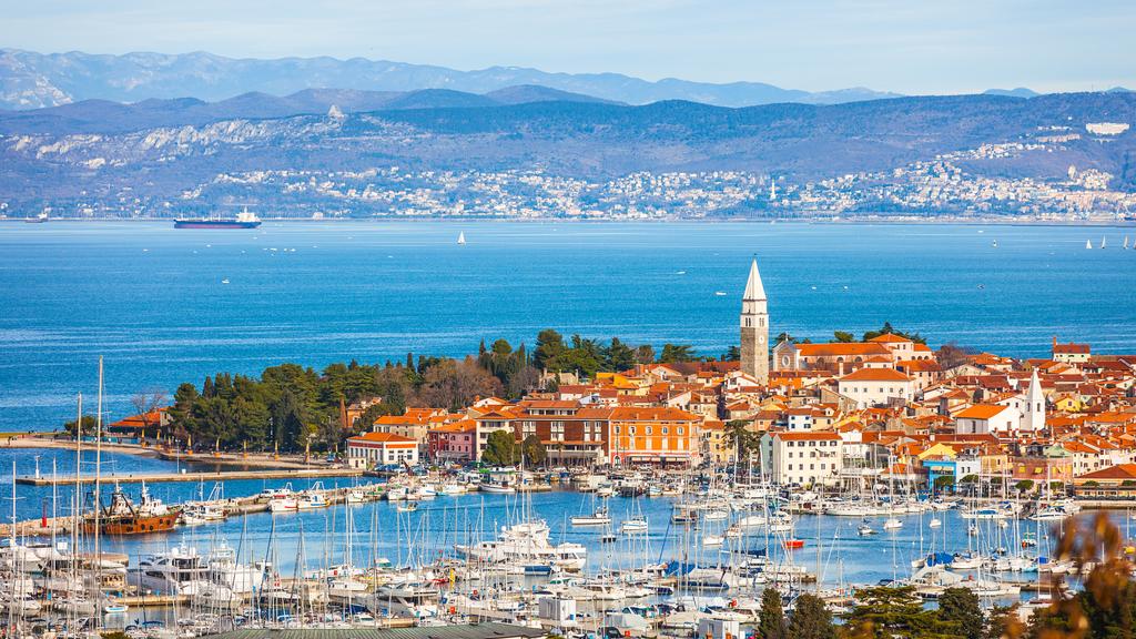 Hotels in Izola ab 29 € – Finde günstige Hotels mit momondo