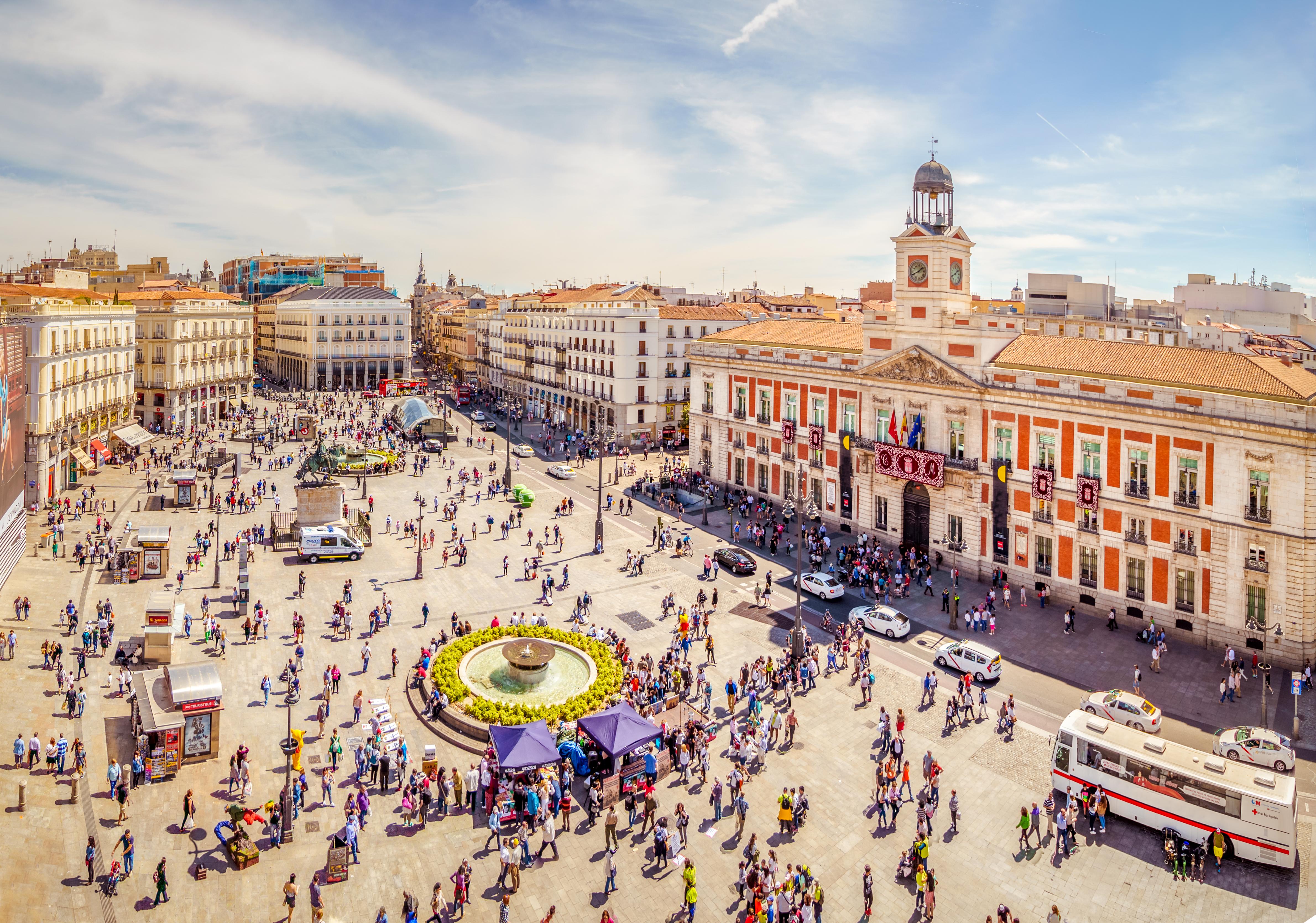 madrid city center hotels with free airport shuttle