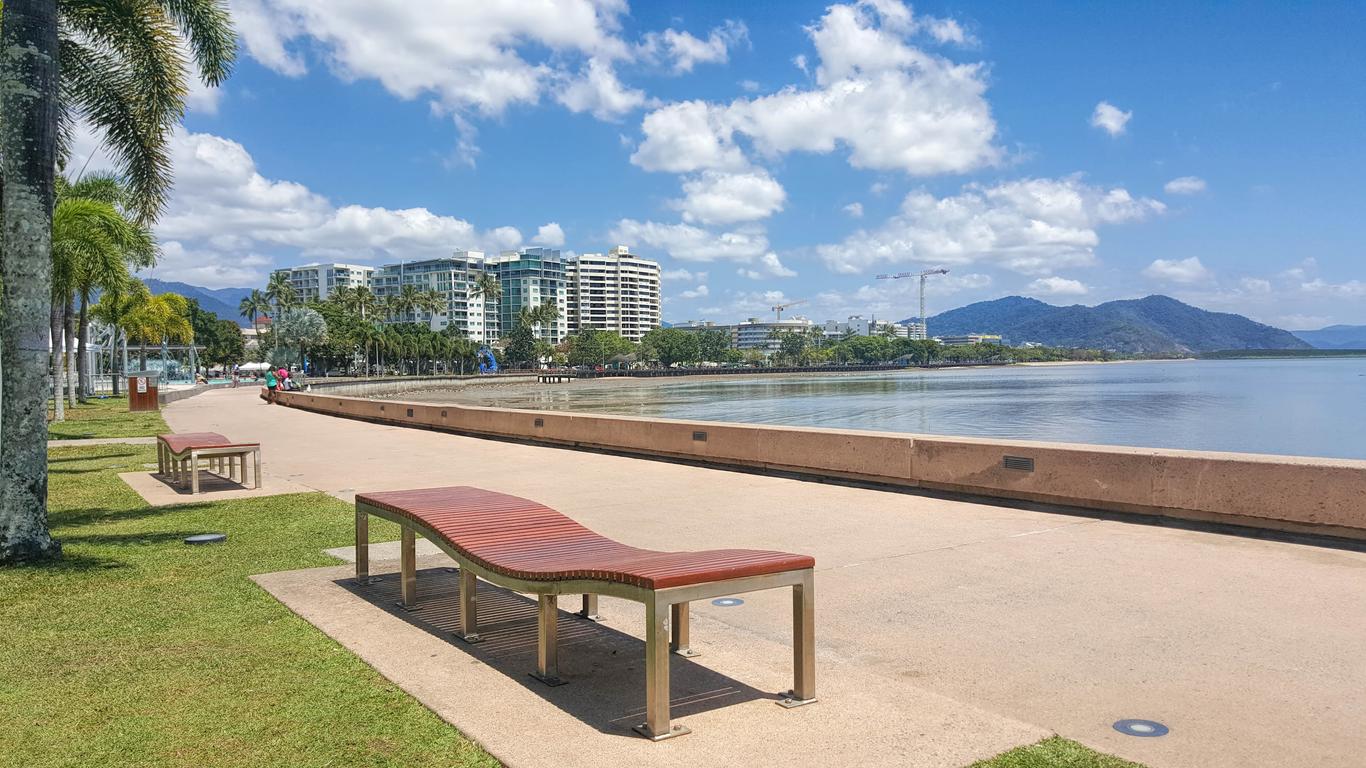 Hotels in Cairns CBD