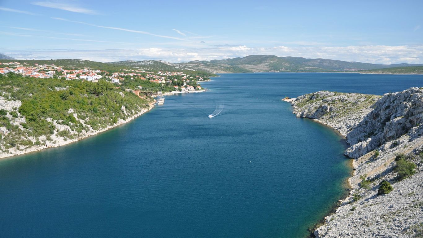 Hoteles en Maslenica