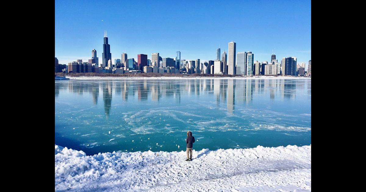 シカゴ・ロックフォード国際空港 (RFD)のフライト情報 KAYAK