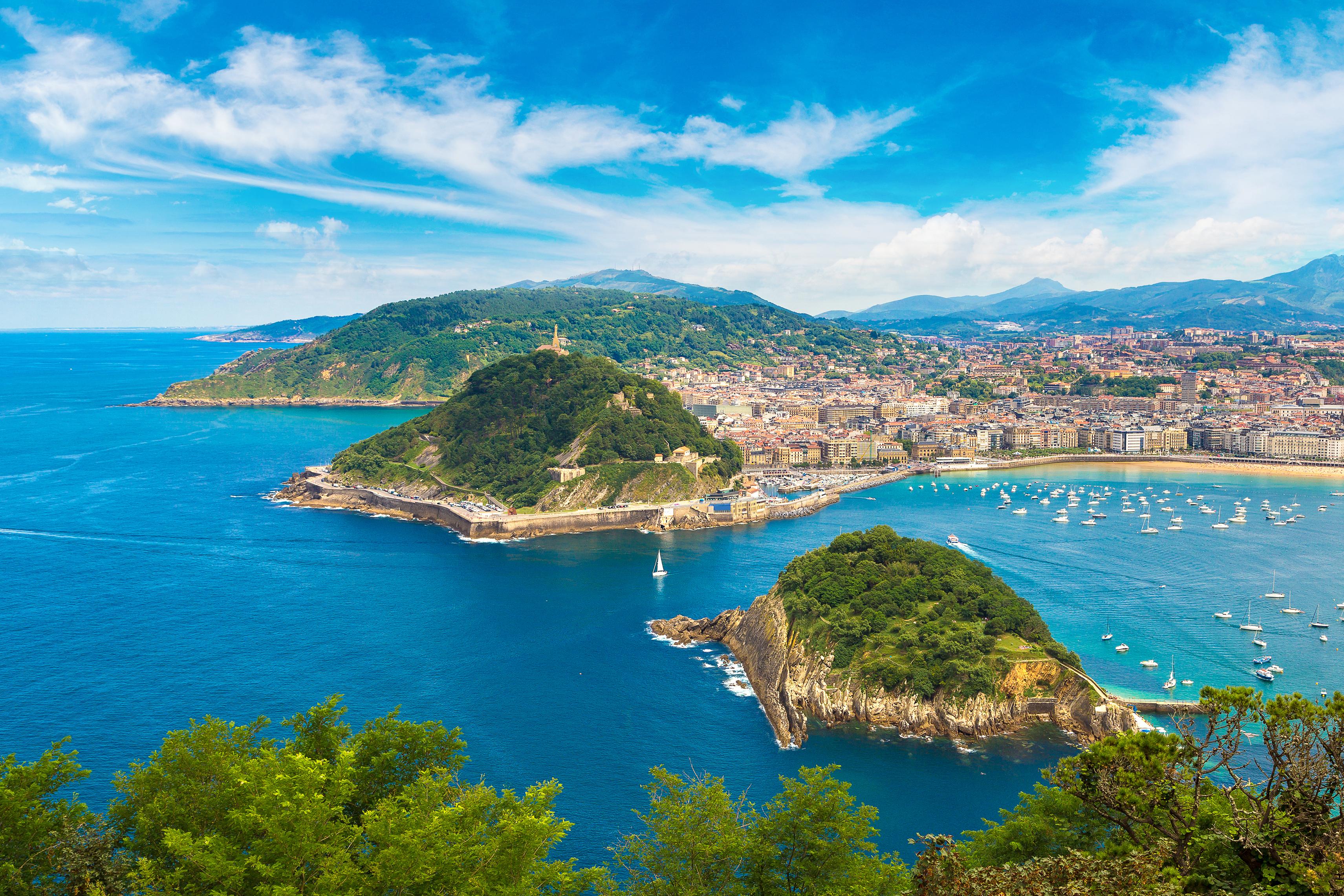 Trains from Madrid to San Sebastian from 18 Renfe tickets on KAYAK