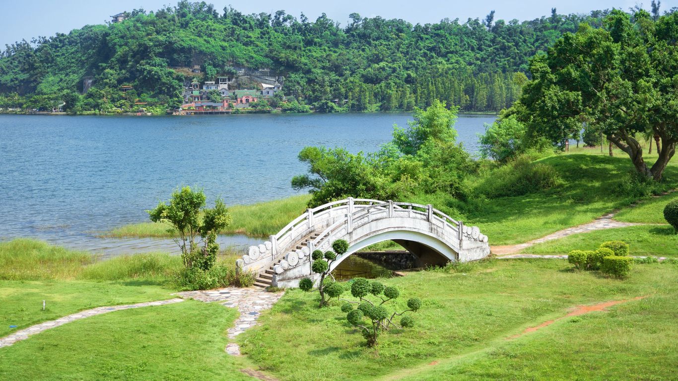 Hotels in Zhanjiang