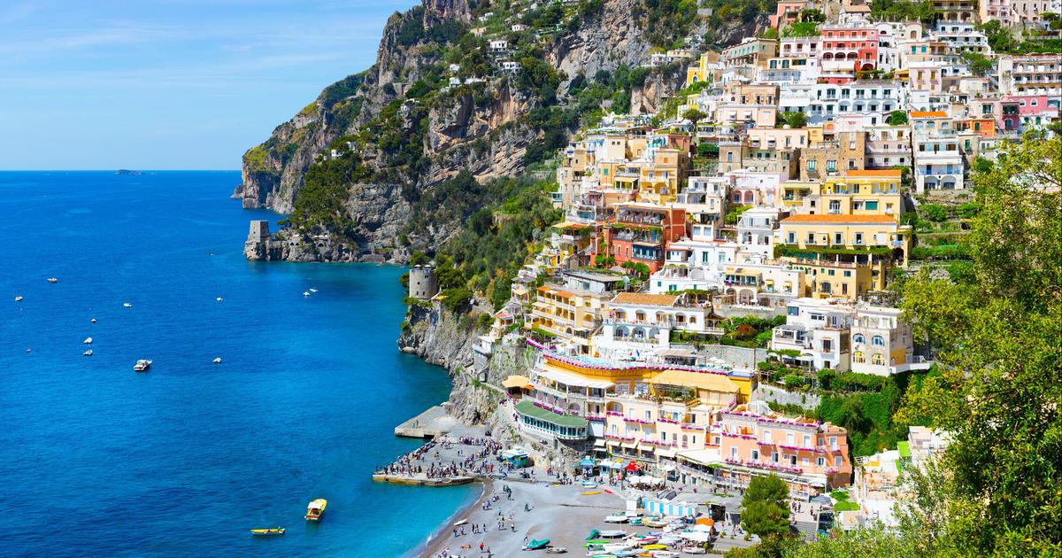 Cheap Flights to Positano from £25