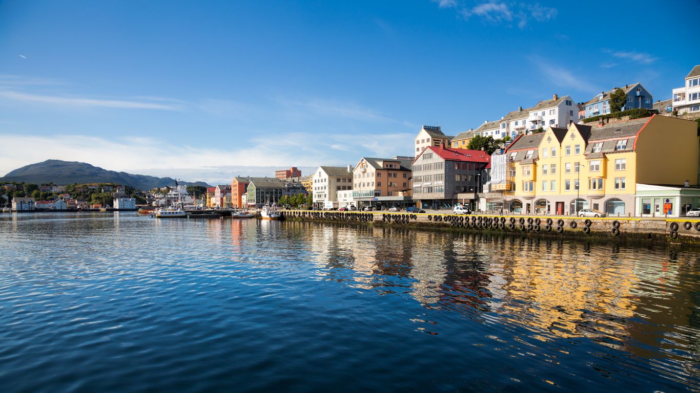 Vuelos a Kristiansund Kvernberget