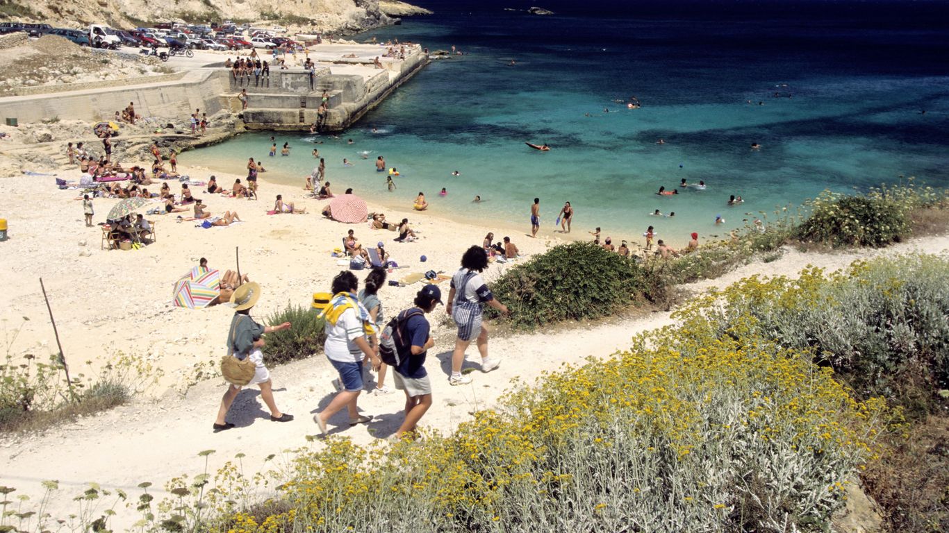 Hotels in Qala