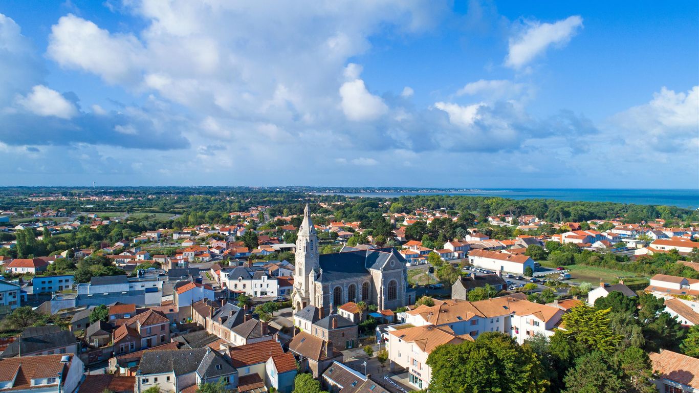 Hotels in Saint-Michel-Chef-Chef