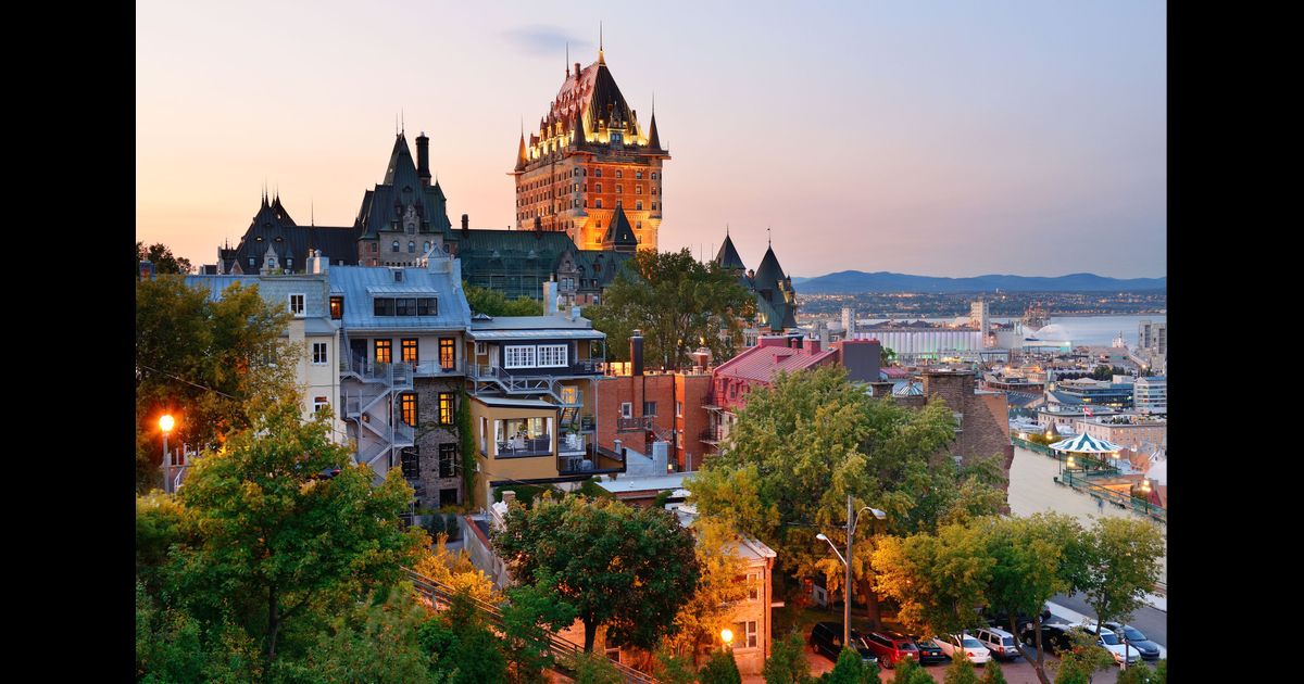 Québec City (YQB) Flight Status, Maps & more KAYAK