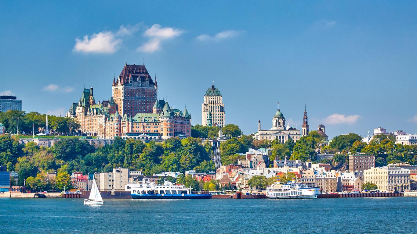 Flights to Québec City