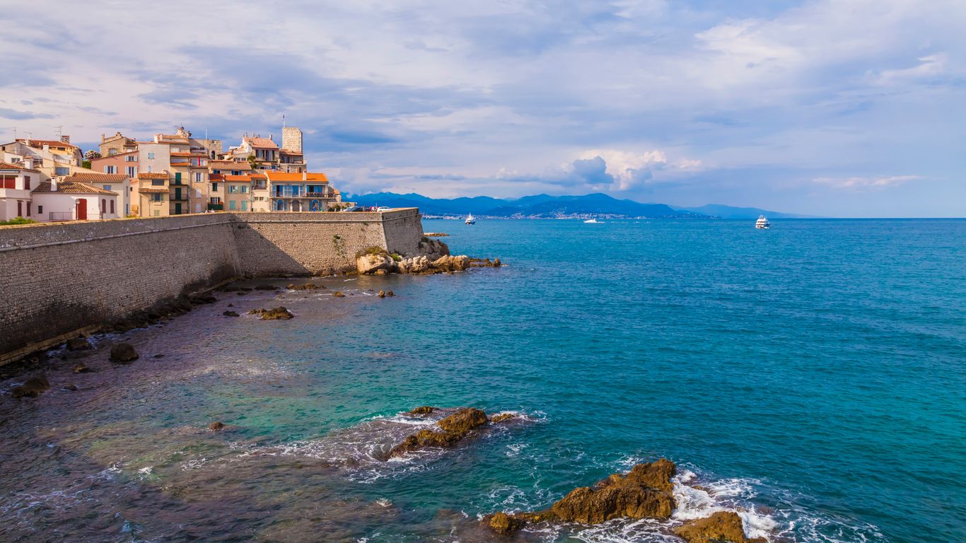 Hotels in Antibes