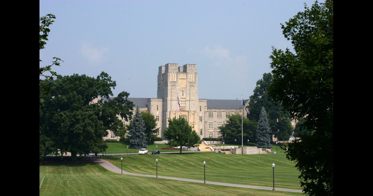 Holidays in Blacksburg from £619 Search Flight+Hotel on KAYAK