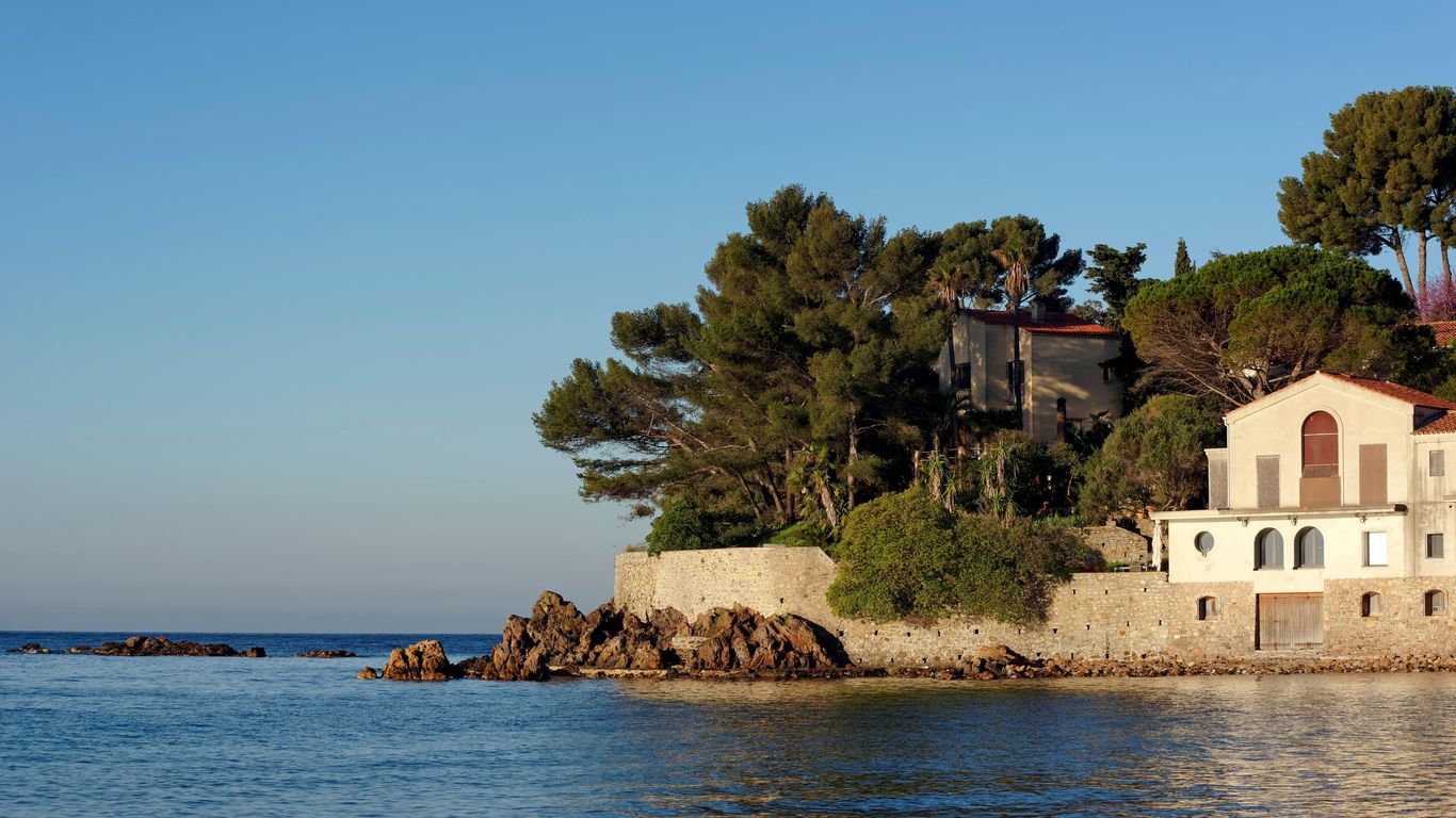 Hotels in Carqueiranne
