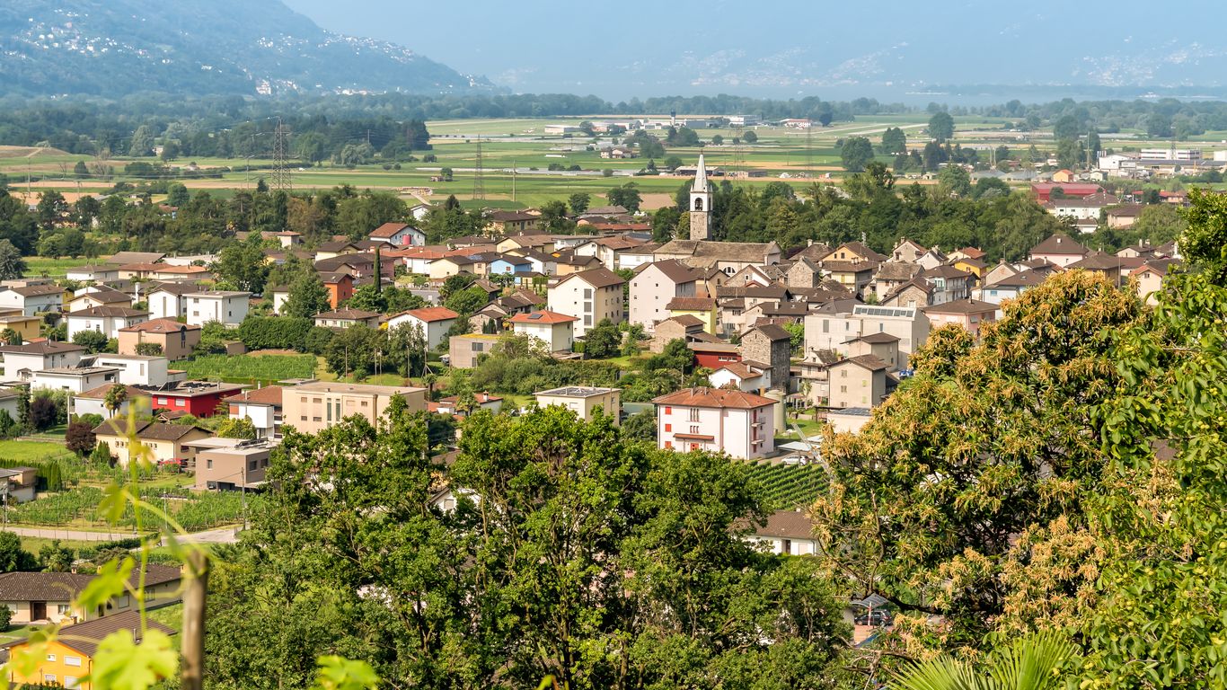 Hoteles en Cugnasco-Gerra