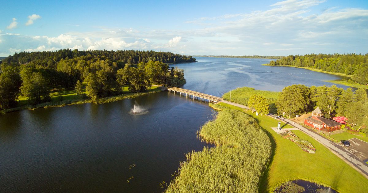 Find Aluksne bed & breakfasts deals | momondo