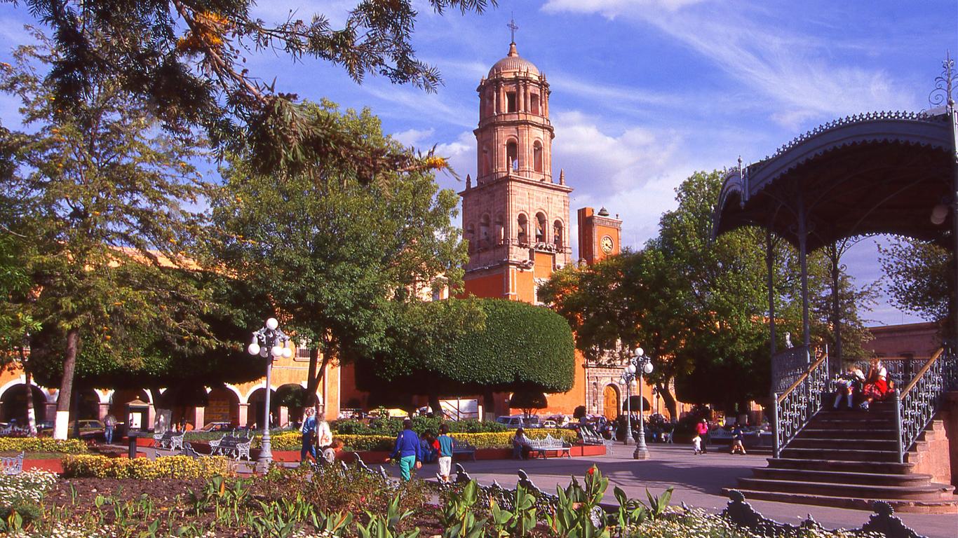 Hoteles en Santiago de Querétaro desde $252/noche - Buscar en KAYAK