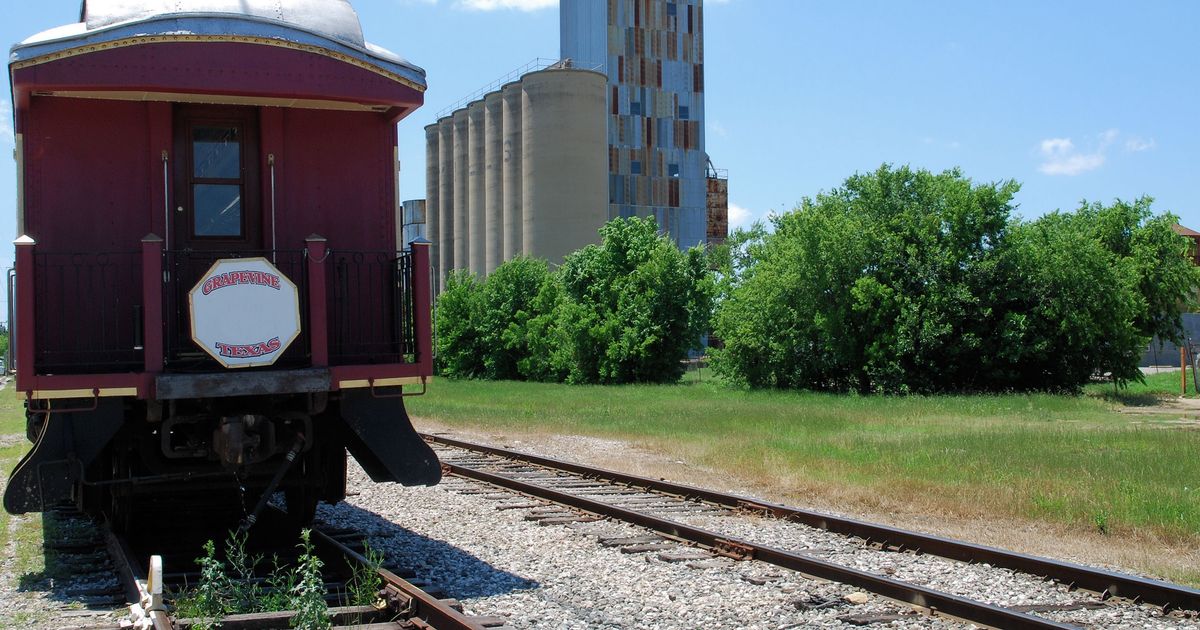 Grapevine. View Grapevine Travel Guide | Grapevine Tourism - KAYAK