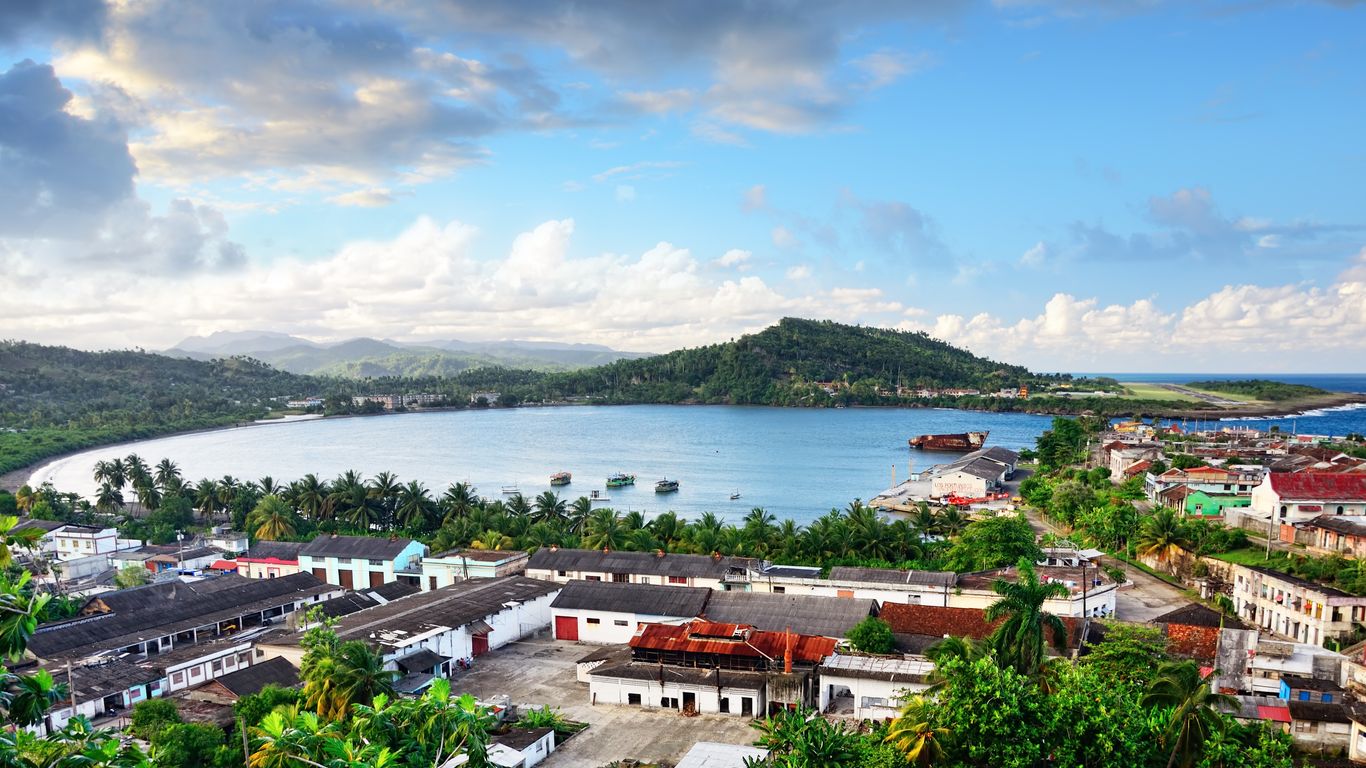 Flights to Baracoa