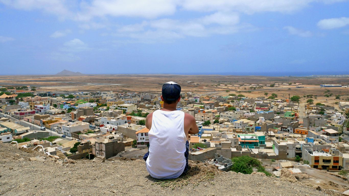 Flights to Espargos Amilcar Cabral Internationaal